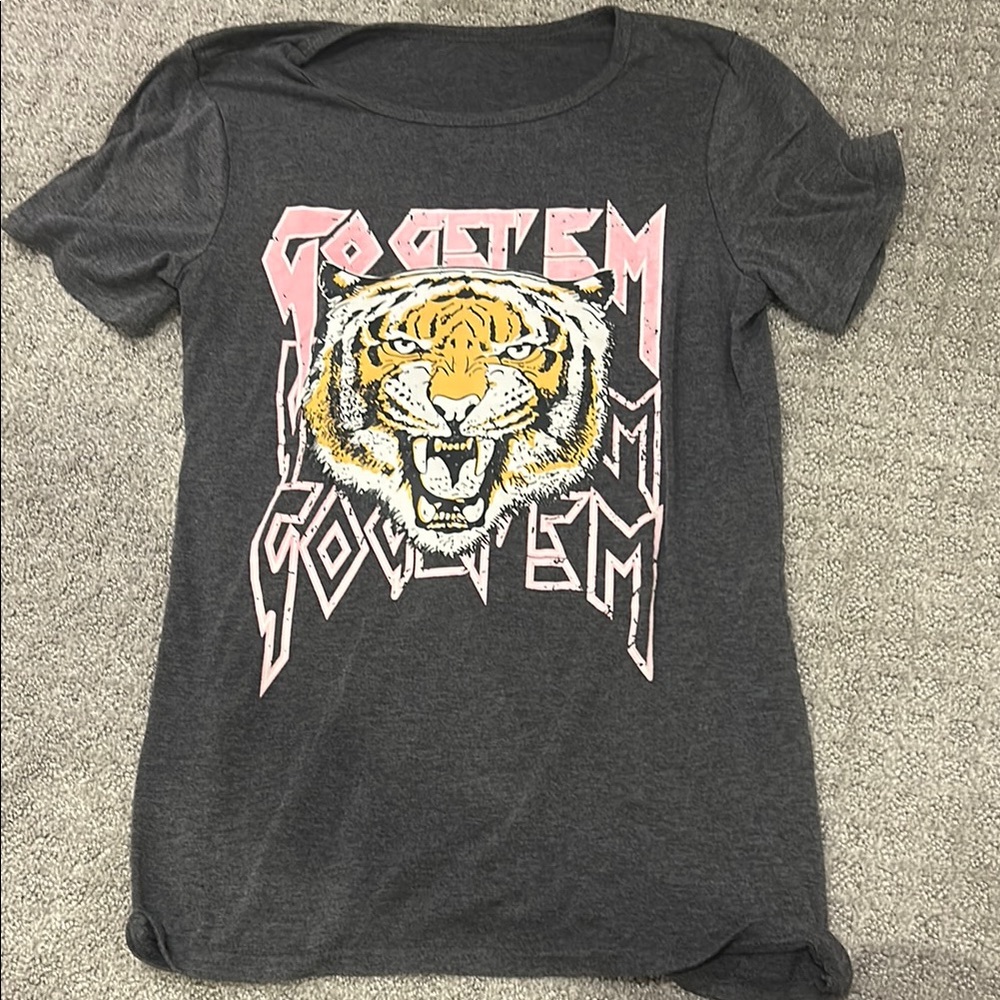Gray Graphic Tiger Print Women's Top